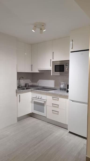 Apartamento Moderno A 1Km De Гранада Экстерьер фото